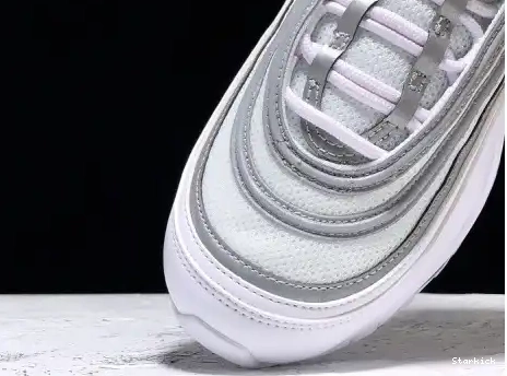 921826-105 97 Max White Reflect  Silver Air 0521